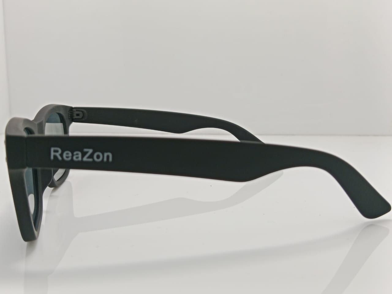 Rea Zon Sun Glasses