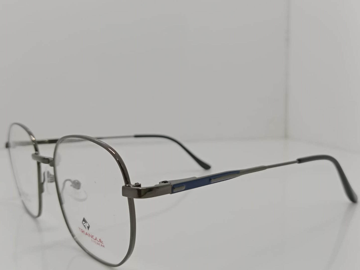 TRIANGLE EYE GLASSES